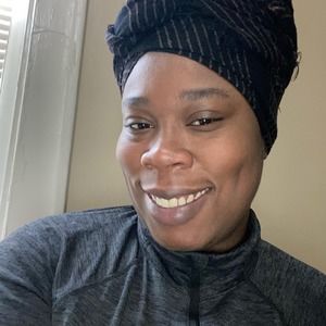 Meet your Posher, Rayonna